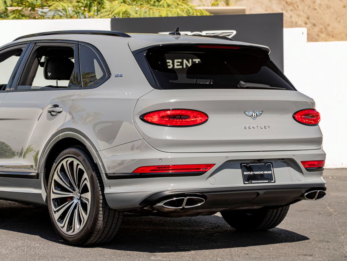 Certified 2022 Bentley Bentayga AWD/4WD image 14