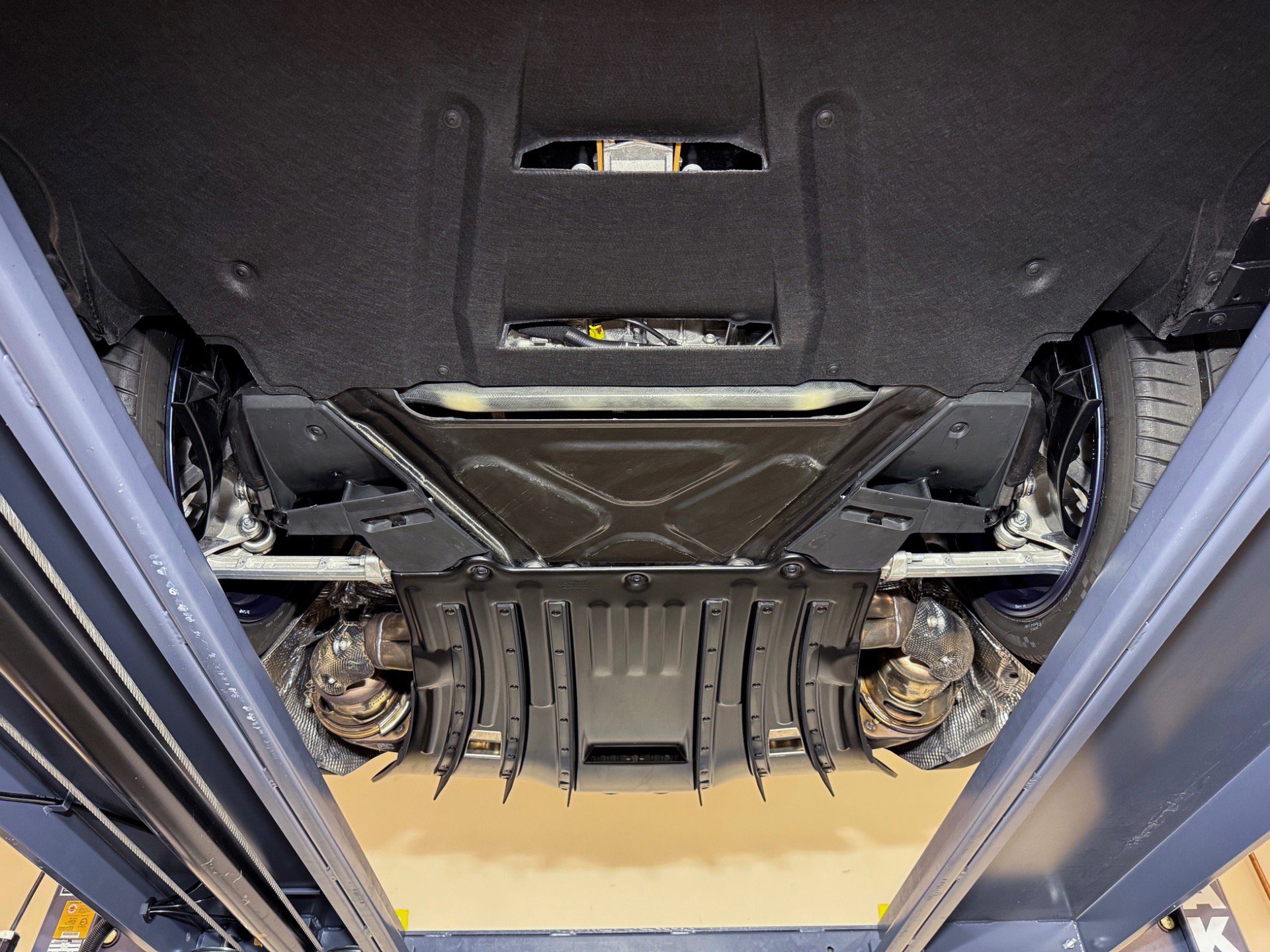 Used 2025 Porsche 911 GT3 RS image 87