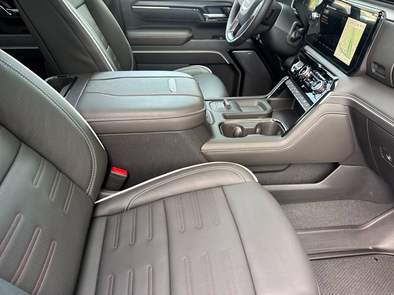 Used 2026 GMC Sierra 2500 AT4X w/ LPO, Black Badging Package AWD/4WD image 16
