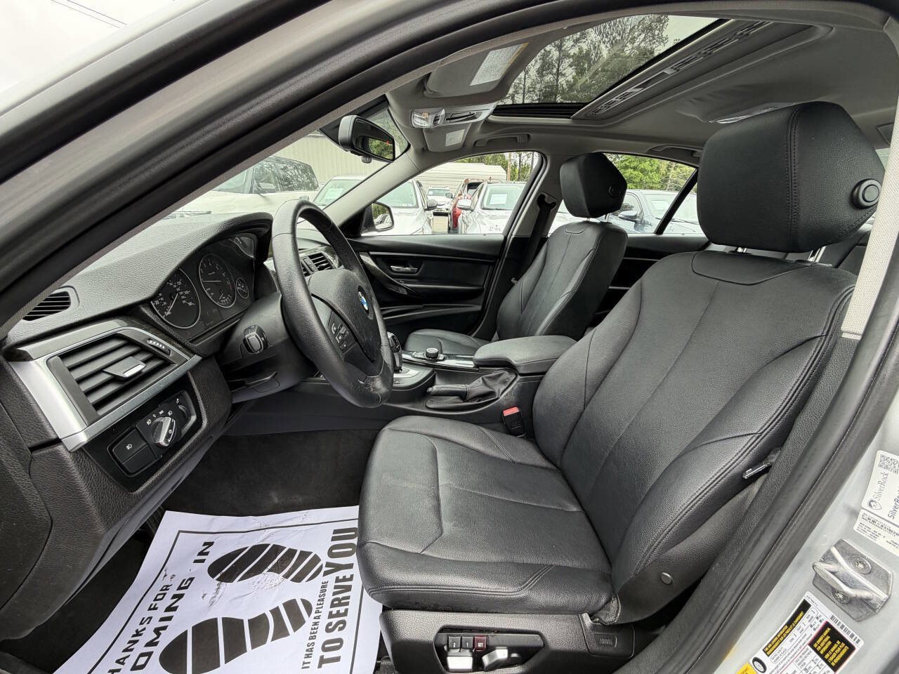 Used 2017 BMW 320i Sedan w/ Premium Package RWD image 34