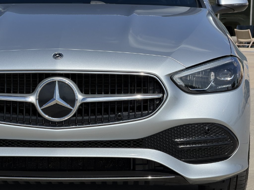 Used 2025 Mercedes-Benz C 300 Sedan image 8