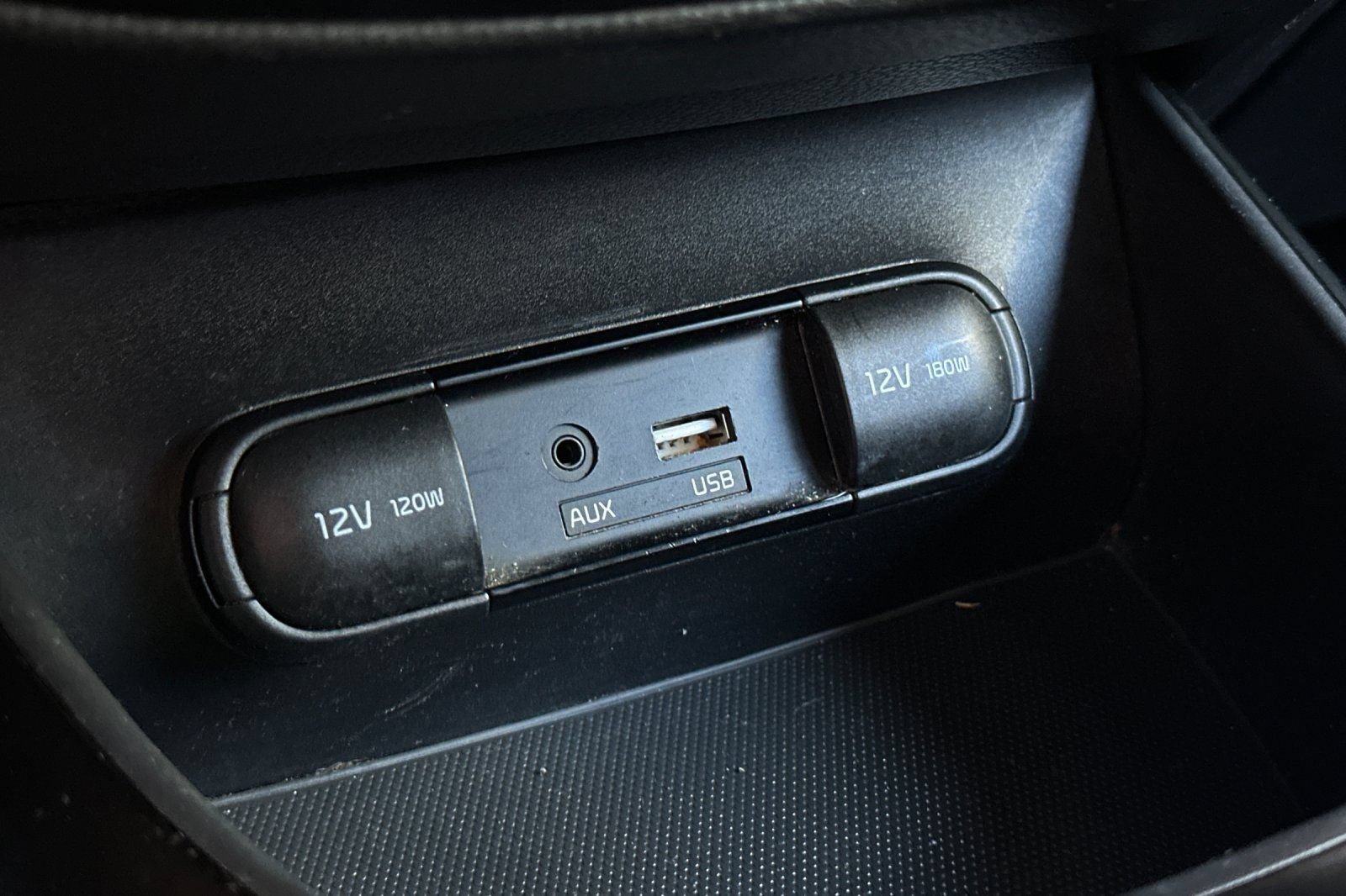 Used 2016 Kia Soul FWD image 37