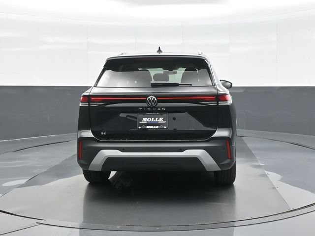 New 2026 Volkswagen Tiguan SE FWD image 6