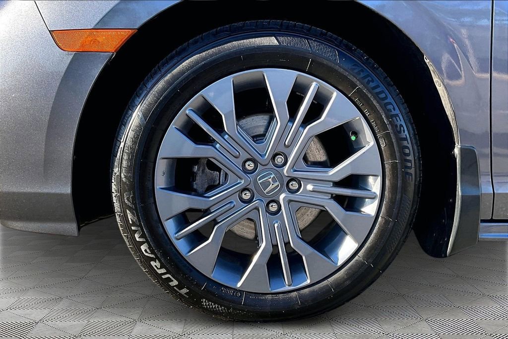 Used 2025 Honda Odyssey Touring image 24