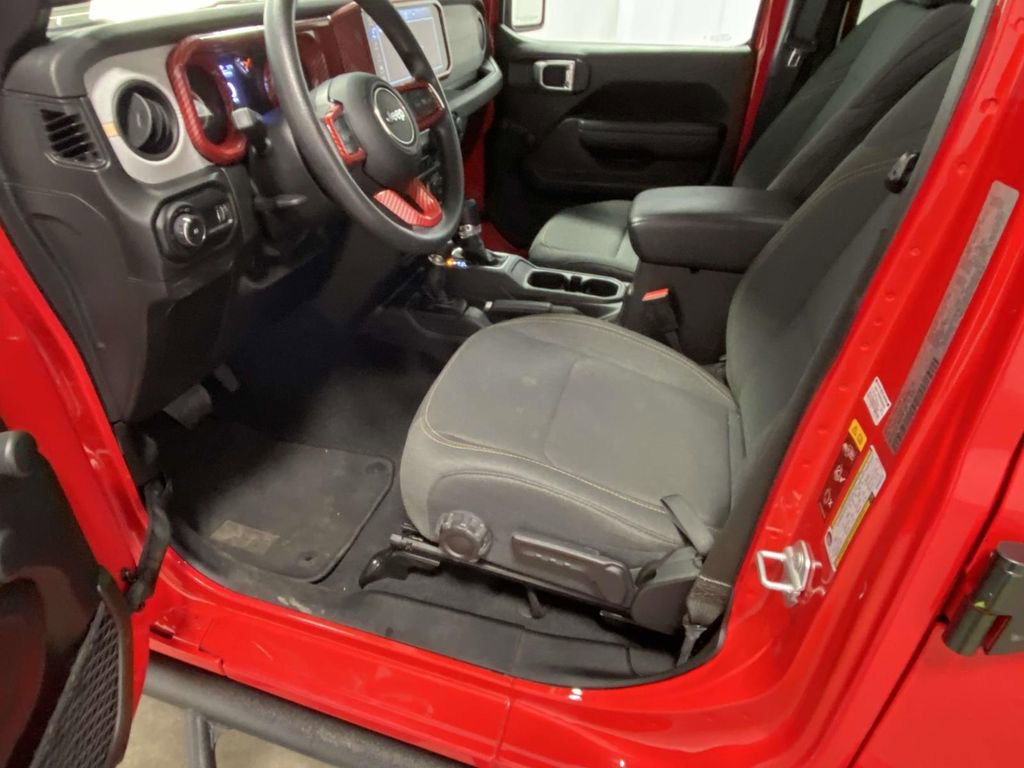 Used 2024 Jeep Wrangler Sport image 12