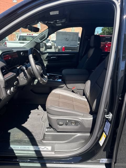 New 2026 Chevrolet Tahoe High Country w/ Sun And Tow Package AWD/4WD image 11