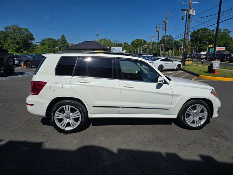 Used 2015 Mercedes-Benz GLK 350 4MATIC image 23