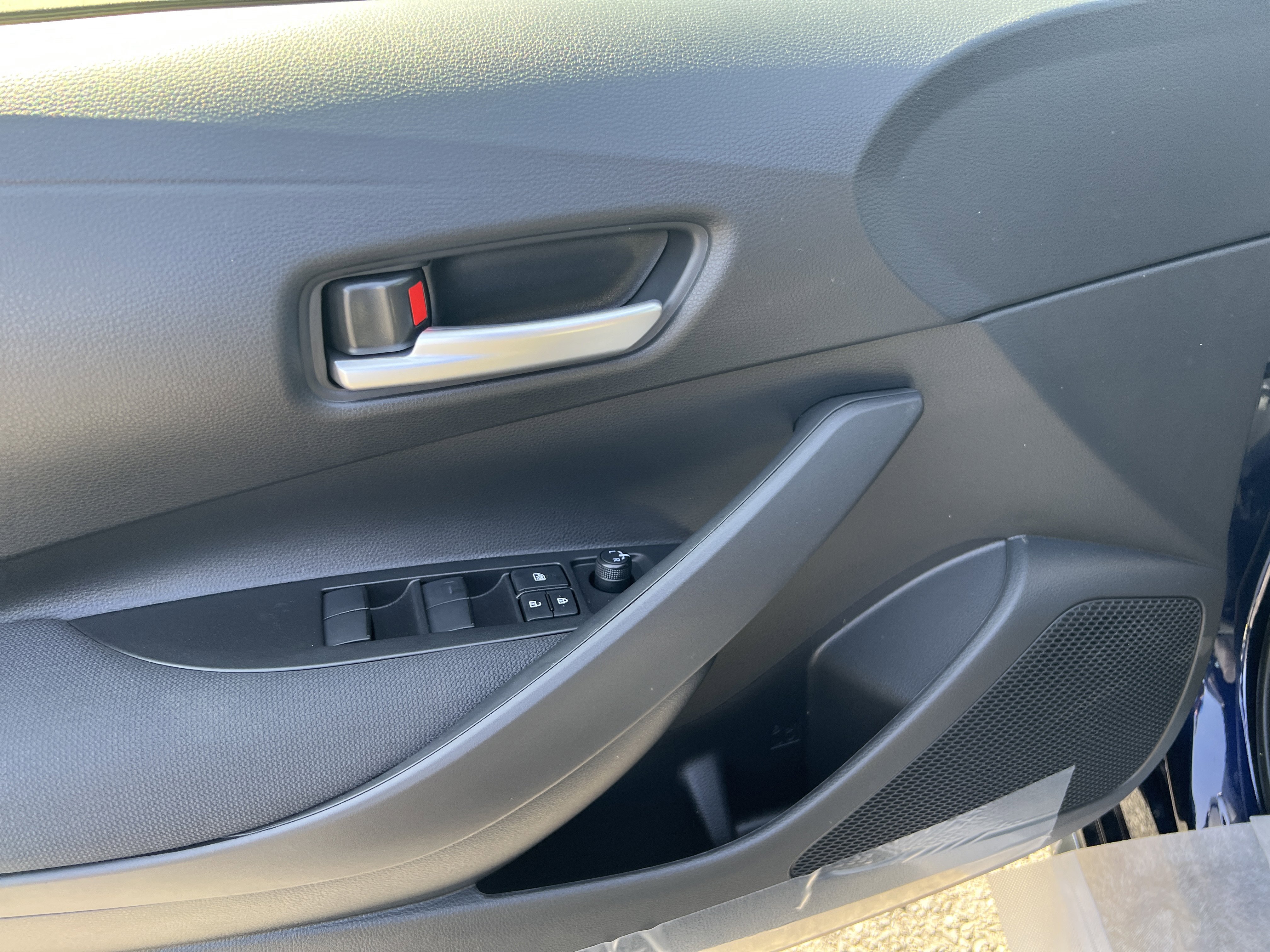 New 2026 Toyota Corolla SE image 8