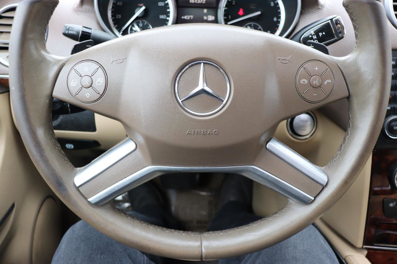 Used 2010 Mercedes-Benz GL 450 4MATIC image 32