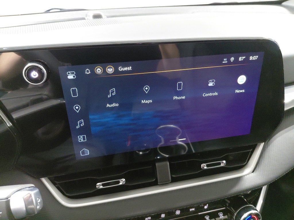 New 2026 Chevrolet Equinox LT w/ Convenience Package II image 25