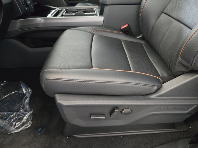 New 2026 Ford F250 Lariat w/ FX4 Off-Road Package image 18