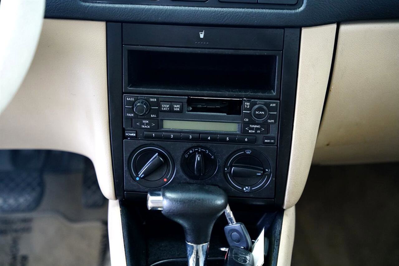 Used 2000 Volkswagen Jetta GL image 15