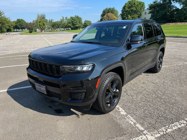 Used 2023 Jeep Grand Cherokee L Laredo AWD/4WD image 5