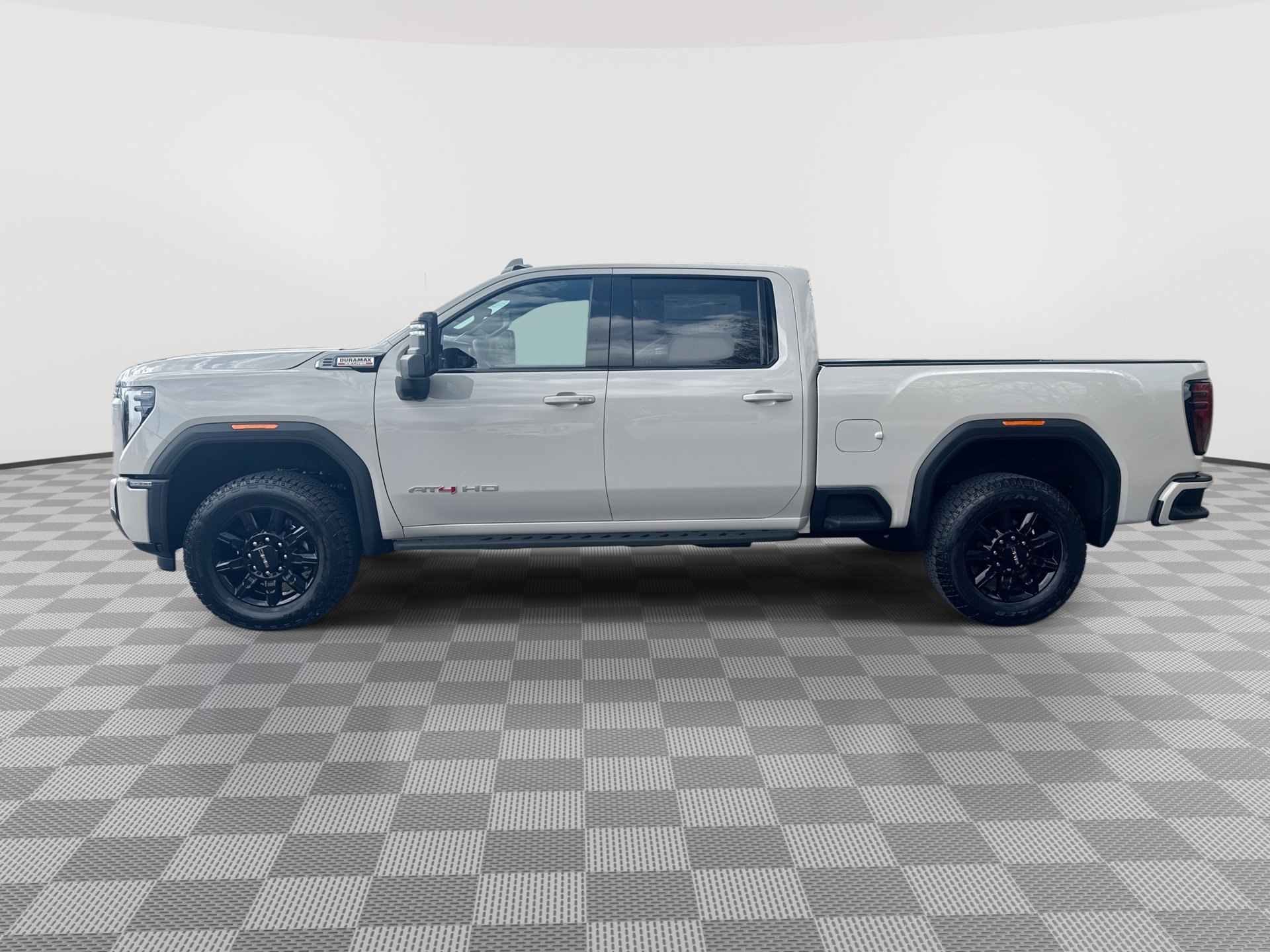 New 2026 GMC Sierra 2500 AT4 image 5