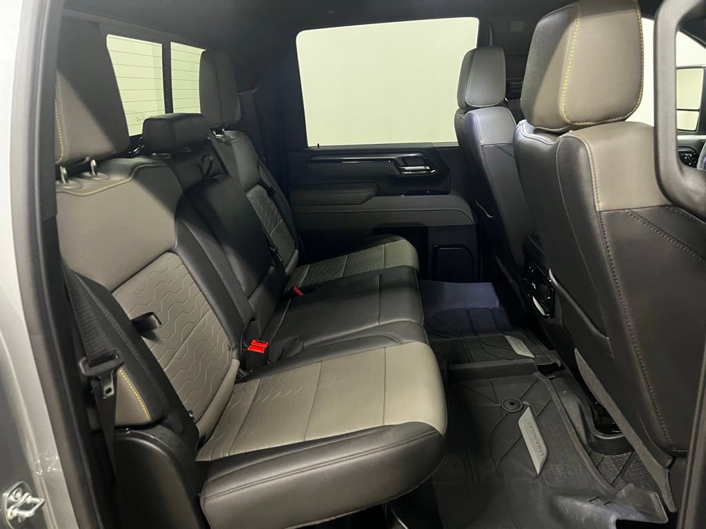 Used 2026 Chevrolet Silverado 2500 ZR2 AWD/4WD image 45