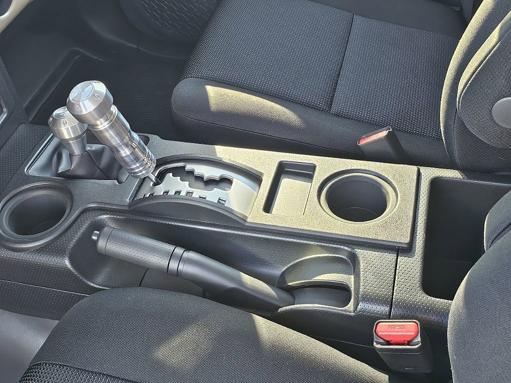 Used 2014 Toyota FJ Cruiser 4WD w/ Upgrade Package image 31