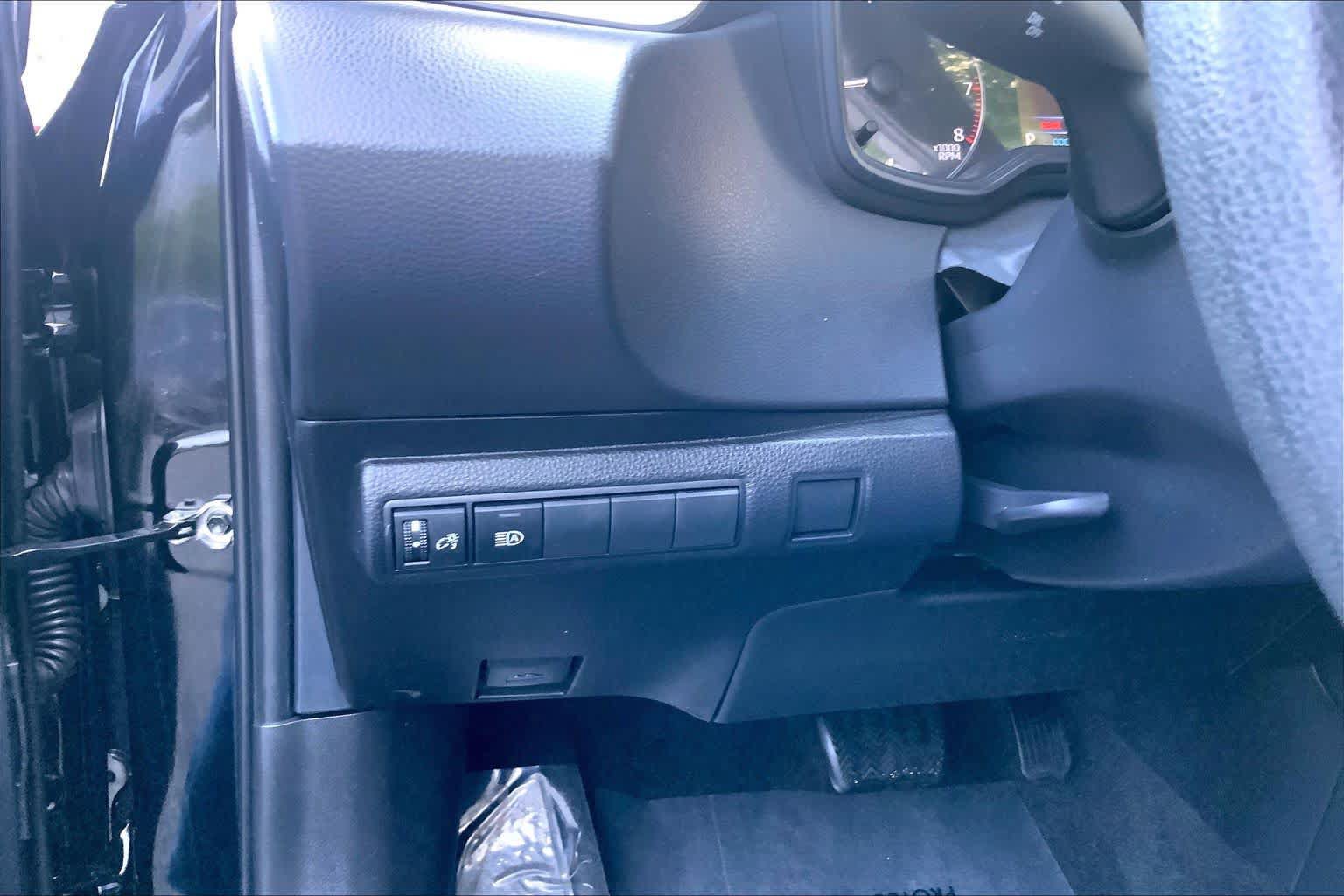 Certified 2023 Toyota Corolla LE FWD image 35