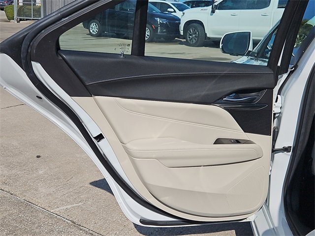 Used 2021 Cadillac CT4 Luxury w/ Bose Premium Audio Package image 11