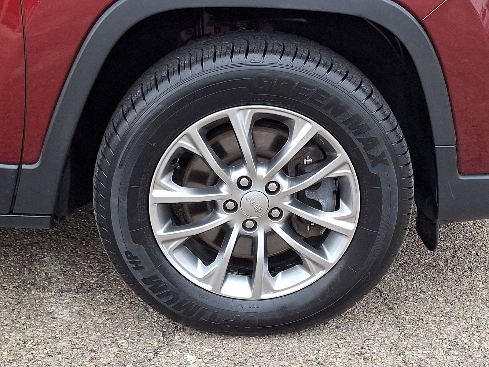 Used 2019 Jeep Cherokee Latitude Plus image 8