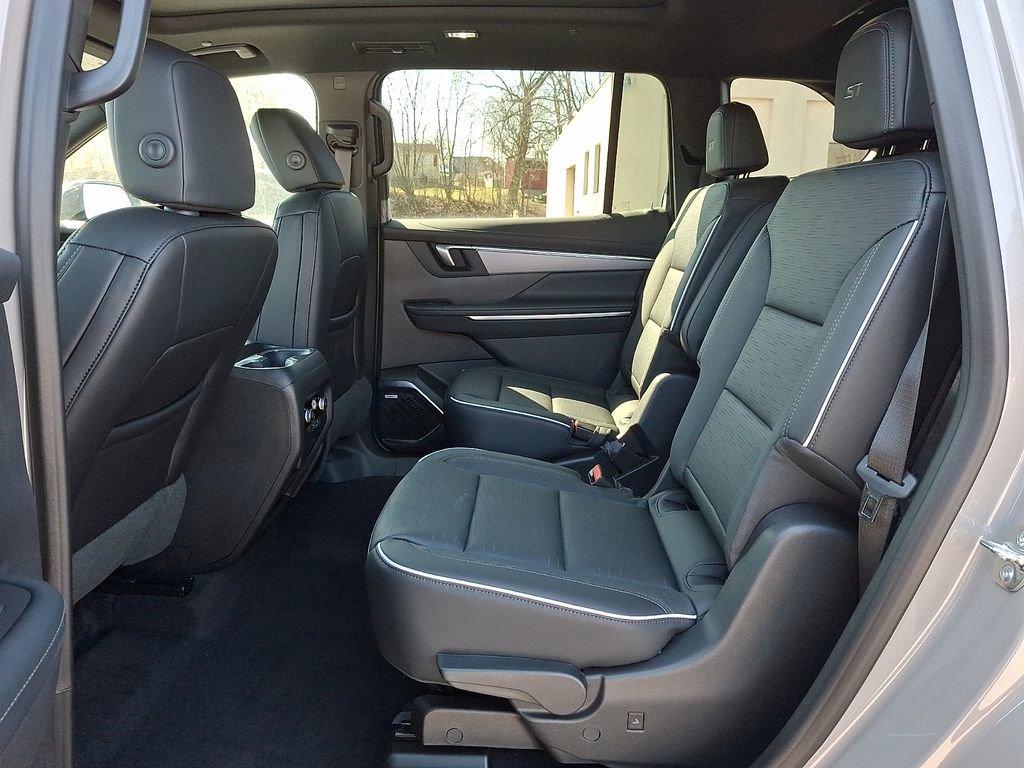 New 2026 Buick Enclave Sport Touring w/ Power Package image 6