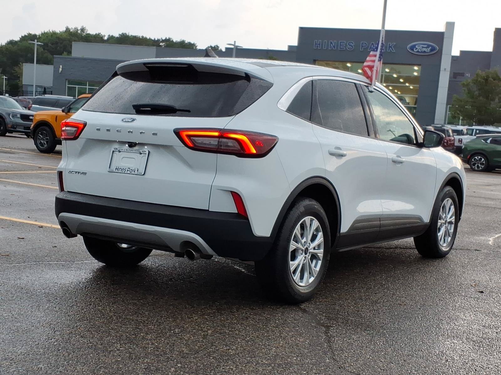 Used 2023 Ford Escape Active AWD/4WD image 7
