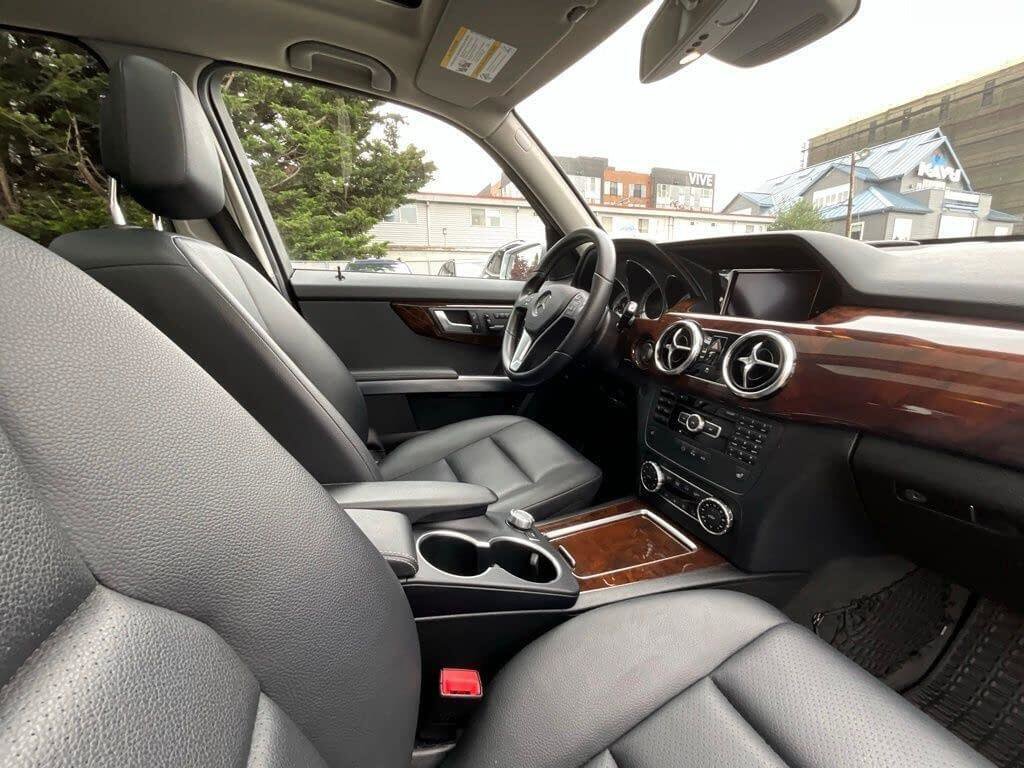 Used 2014 Mercedes-Benz GLK 350 4MATIC image 18