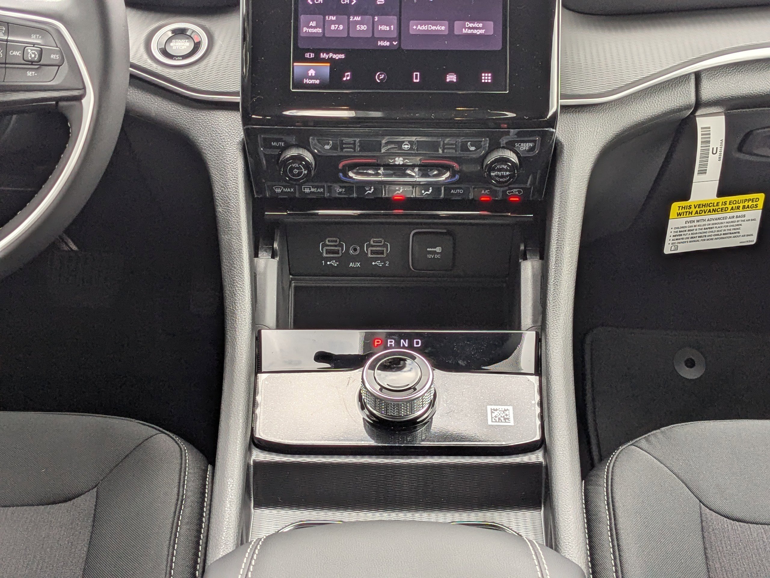 New 2026 Jeep Grand Cherokee Altitude 4x2 image 18