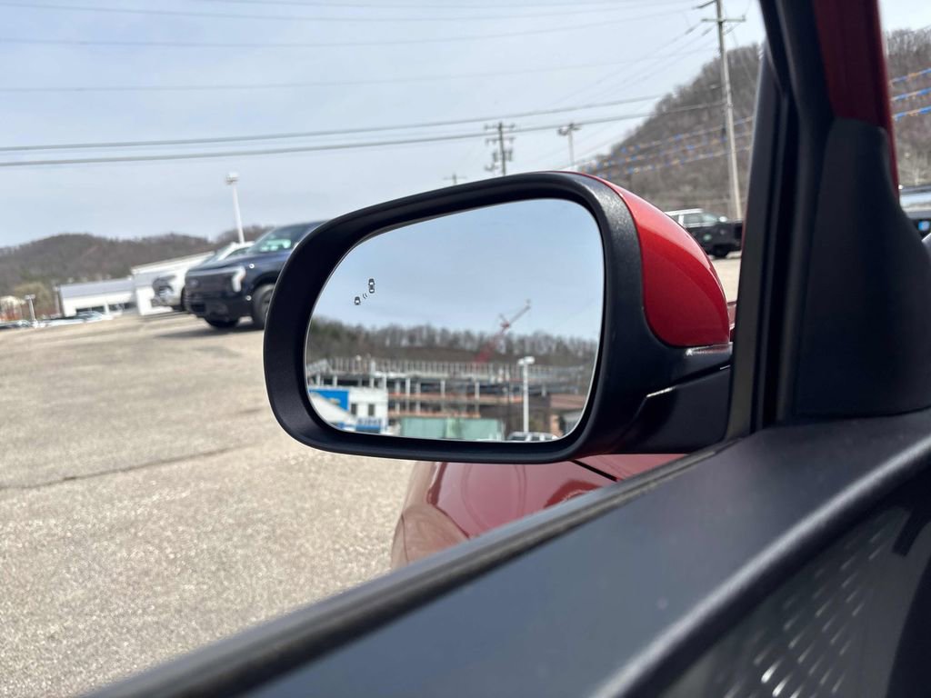 Used 2023 Kia Soul LX w/ LX Technology Package image 11