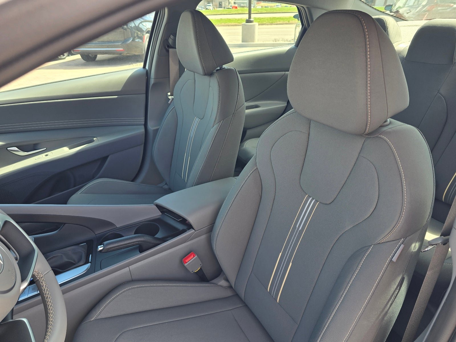 New 2026 Hyundai Elantra Sport FWD image 12
