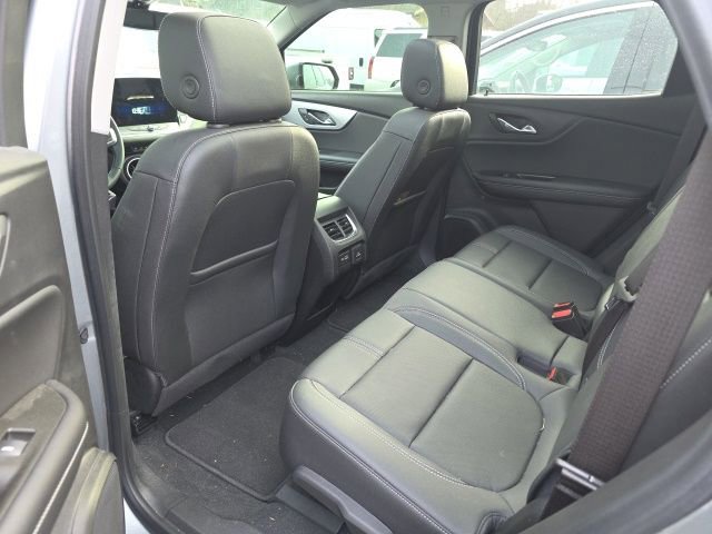 Used 2024 Chevrolet Blazer LT w/ Sound & Technology Package image 17