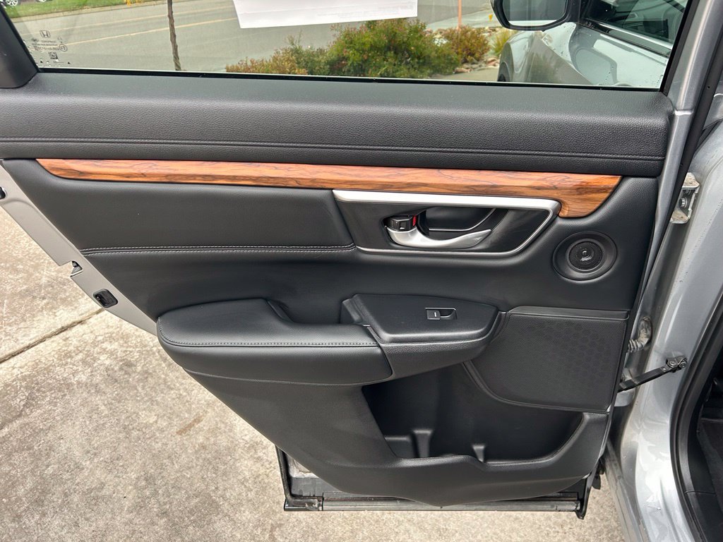 Used 2022 Honda CR-V Touring image 26