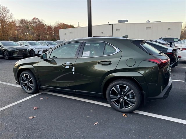 New 2025 Lexus UX 300h AWD image 9