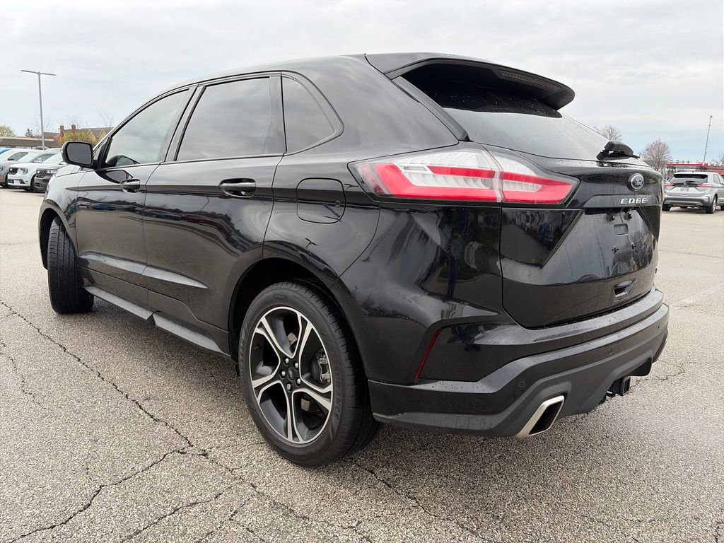 Used 2021 Ford Edge ST image 5