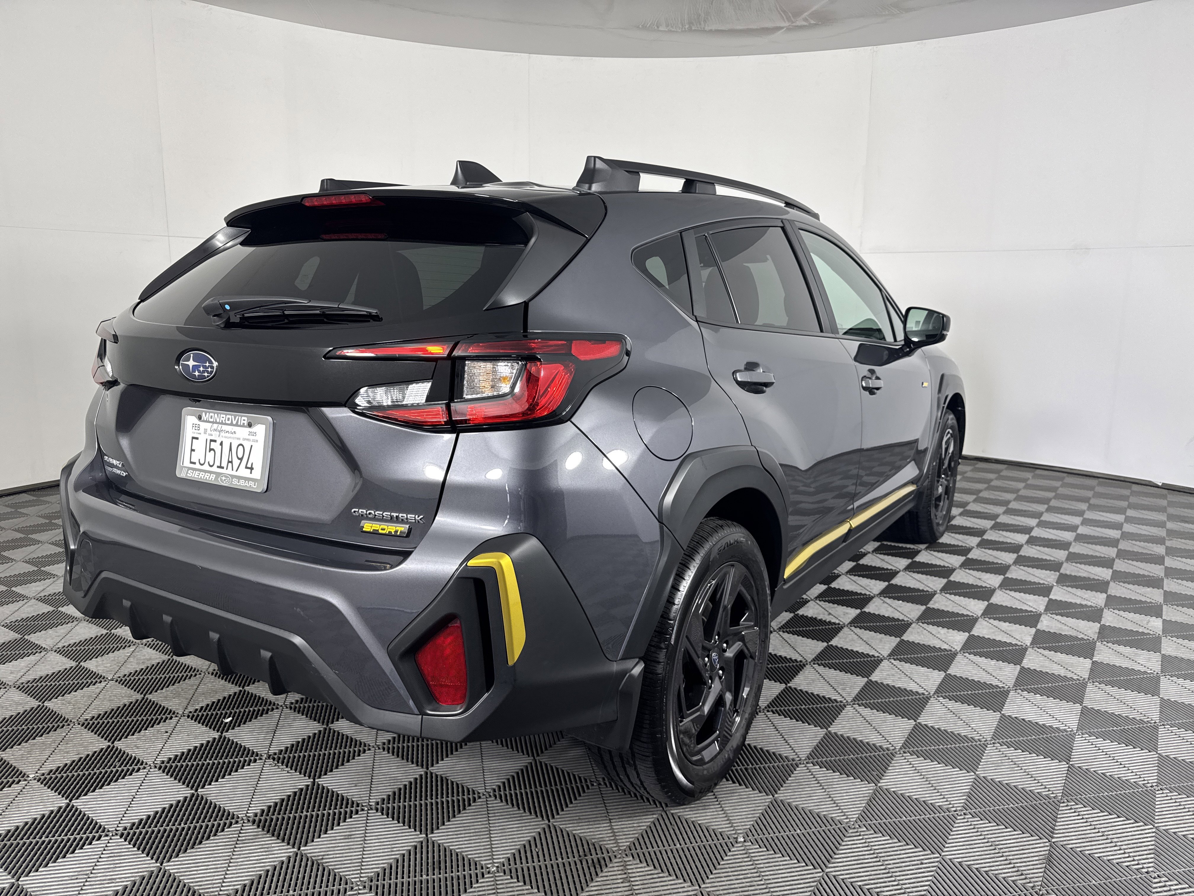 Used 2025 Subaru Crosstrek 2.5i Sport w/ Crosstrek Mirror Package AWD/4WD image 4