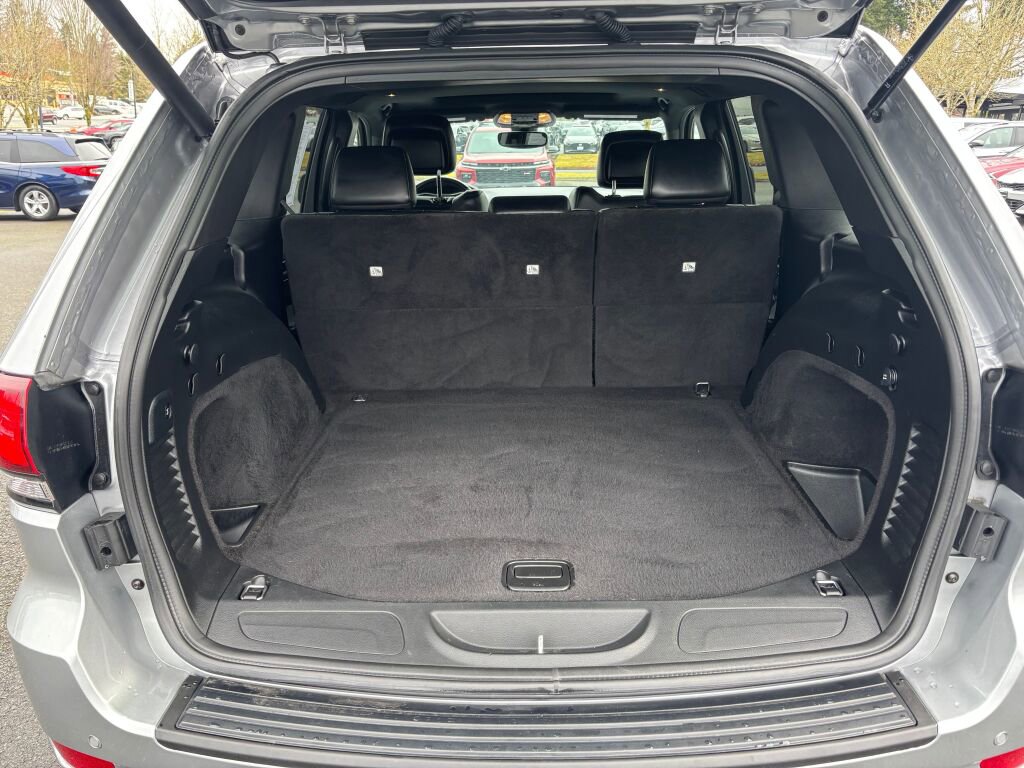 Used 2020 Jeep Grand Cherokee Altitude image 11