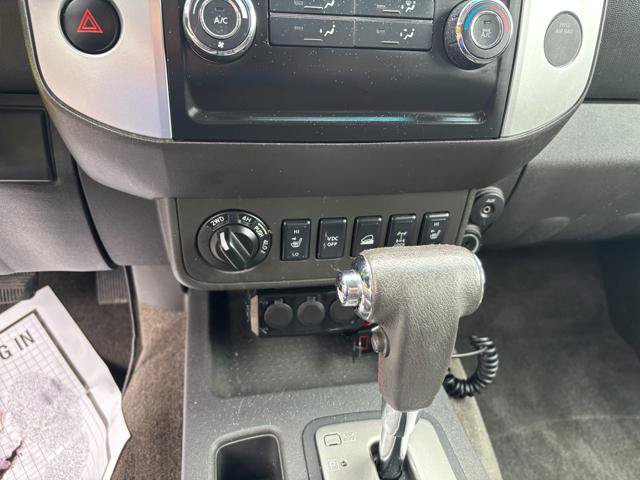 Used 2011 Nissan Frontier PRO-4X w/ Pro-4x Luxury Pkg AWD/4WD image 18