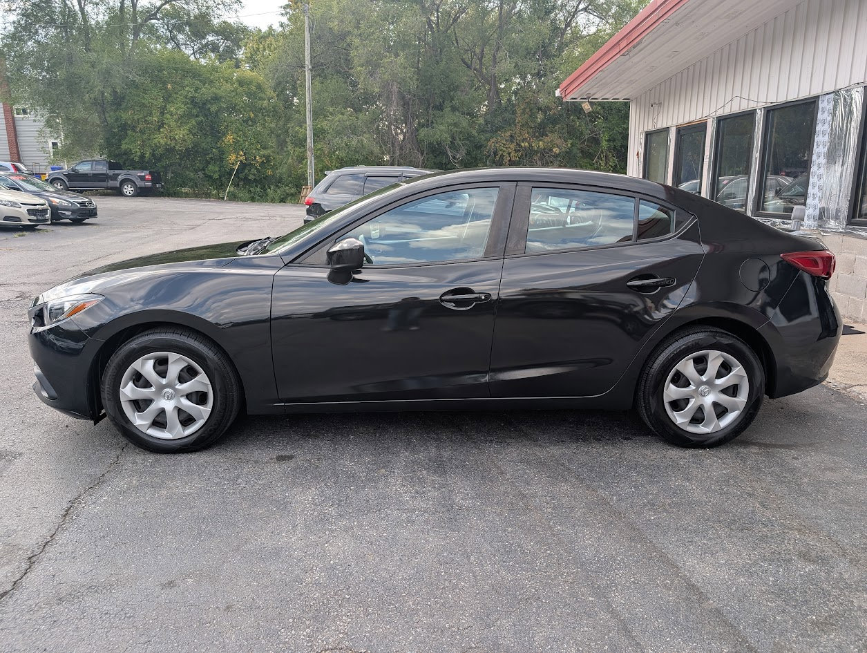 Used 2015 MAZDA MAZDA3 i Sport image 4
