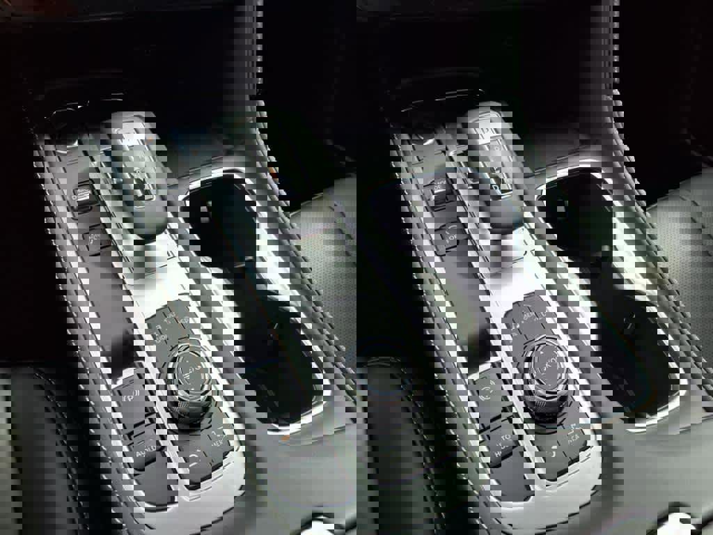 New 2025 INFINITI QX60 Pure image 7