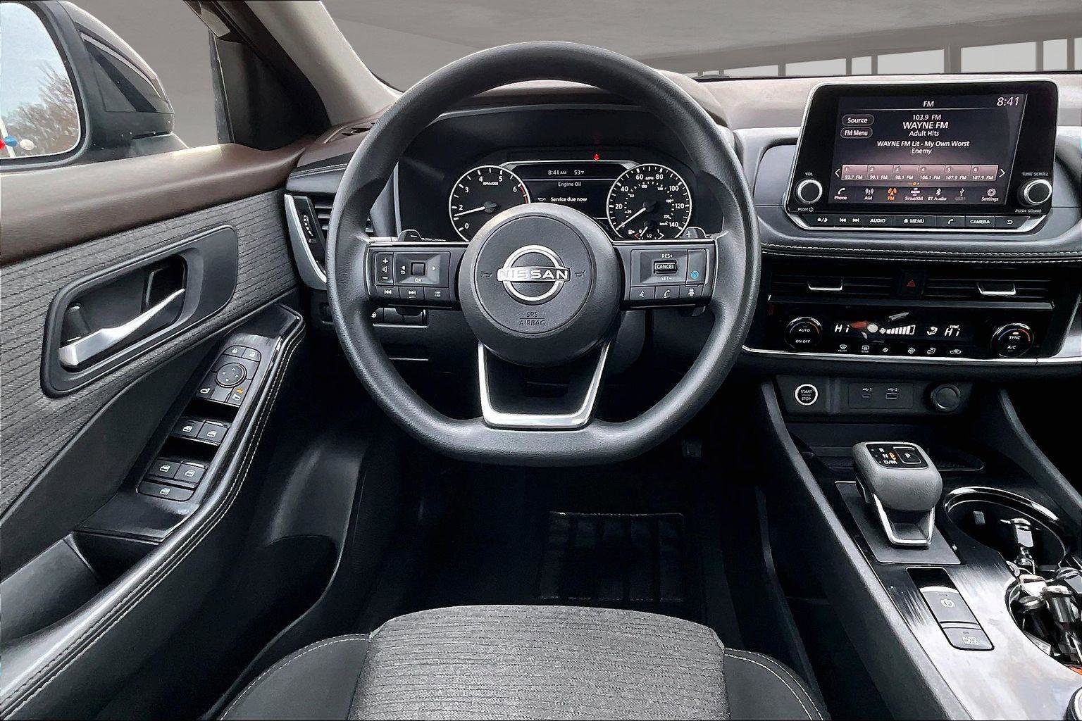 Used 2023 Nissan Rogue SV image 6