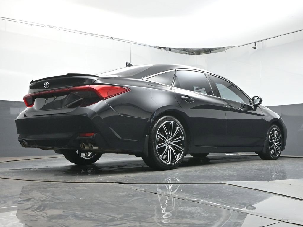 Used 2019 Toyota Avalon Touring w/ Advanced Safety Package image 35