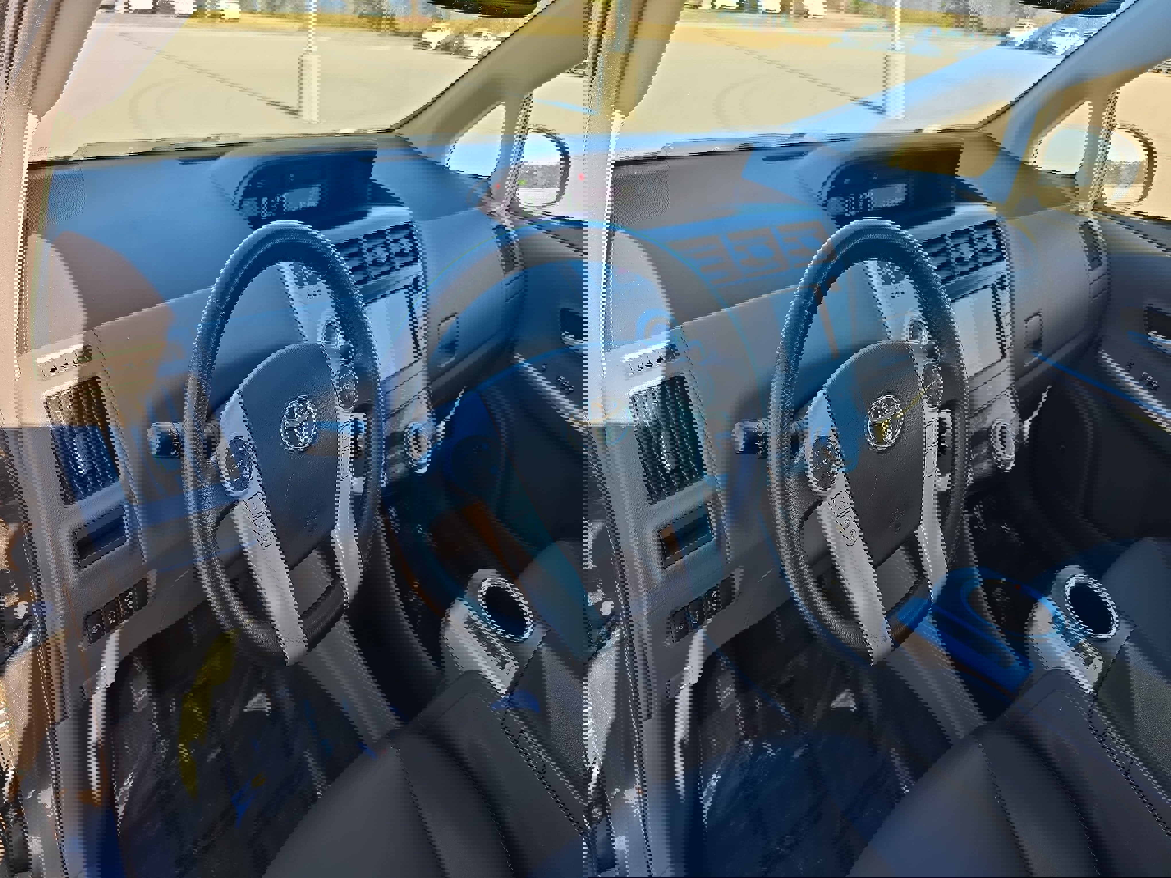 Used 2014 Toyota Prius V Five image 15