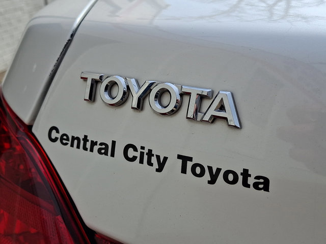 Used 2009 Toyota Avalon XLS image 28