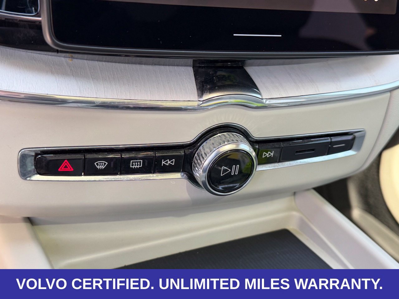 Certified 2026 Volvo XC60 B5 Ultra AWD/4WD image 27