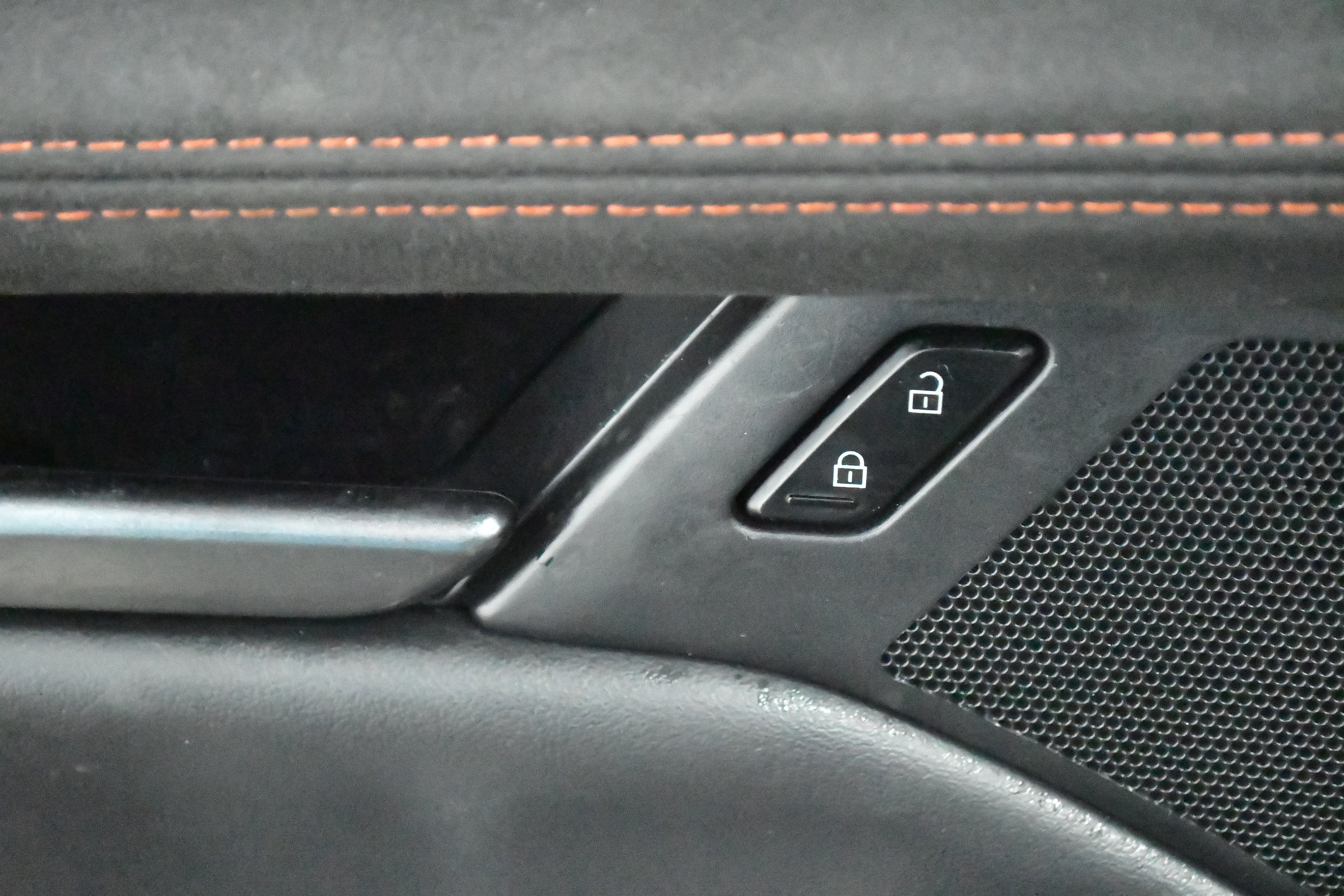 Used 2024 MAZDA MAZDA3 s image 30