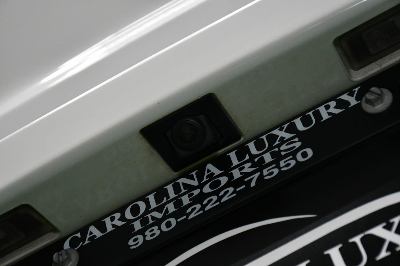 Used 2016 Chevrolet SS RWD image 10