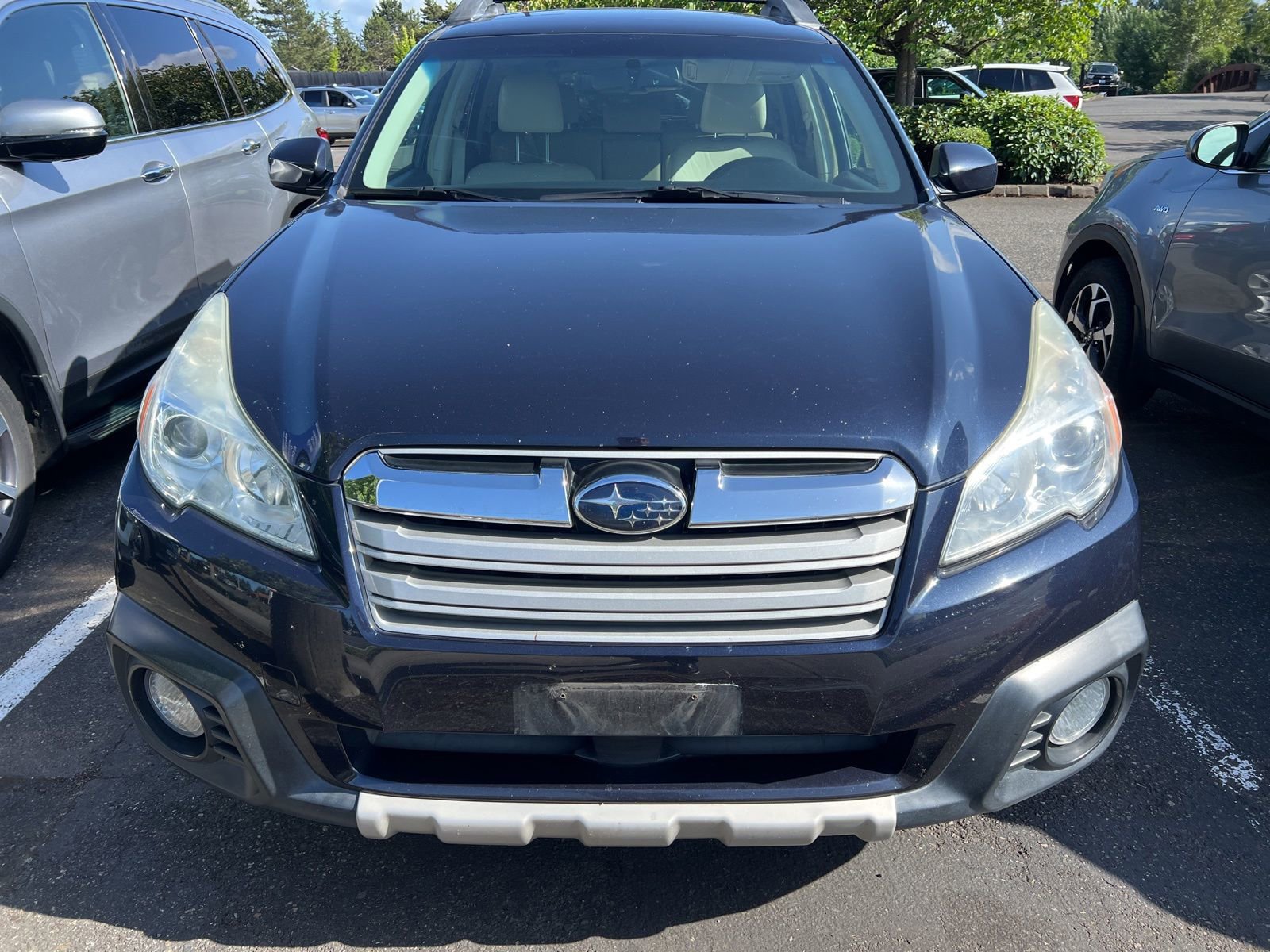 Used 2013 Subaru Outback 2.5i Limited AWD/4WD image 4