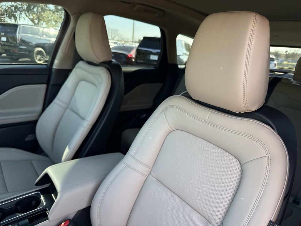 New 2026 Lincoln Corsair Reserve w/ Jet Appearance Package image 21