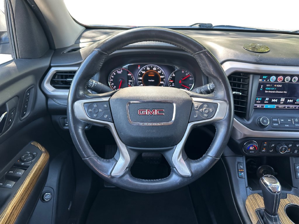 Used 2019 GMC Acadia Denali w/ Technology Package FWD image 13