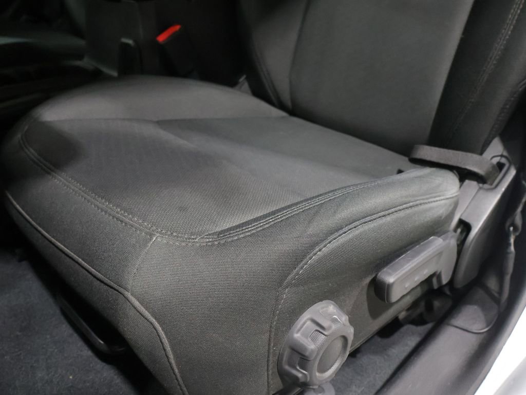 Used 2022 Jeep Gladiator Overland w/ Cold Weather Group image 14