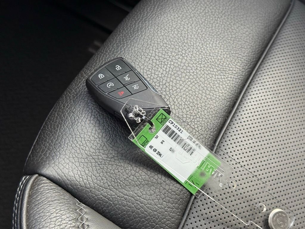 Used 2024 GMC Yukon Denali AWD/4WD image 43